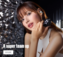 Bose_x_LISA_Ultra_Open_Earbuds2025_28329.png