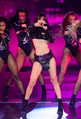 Lisa_-_Victoria_s_Secret_Fashion_Show_Performance_2024_2814129.jpg