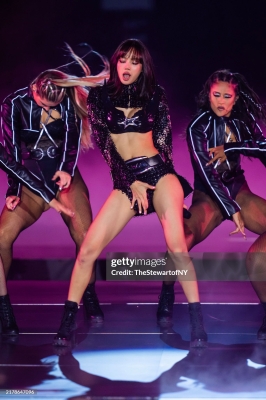 Lisa_-_Victoria_s_Secret_Fashion_Show_Performance_2024_289929.jpg
