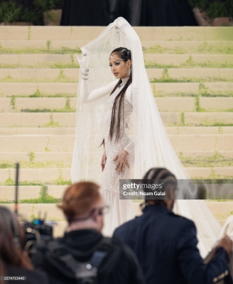 Click to view full size image
==============
Met_Gala_2026_28829~0.jpg Met_Gala_2026_28829~0.jpg