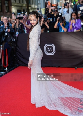 Click to view full size image
==============
Met_Gala_Celebrating_Costume_Art_-_Arrivals___Departures2026_28629.jpg Met_Gala_Celebrating_Costume_Art_-_Arrivals___Departures2026_28629.jpg