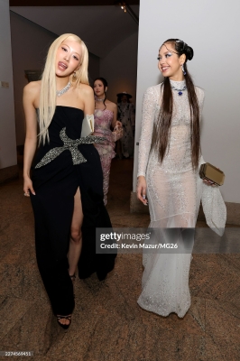 Click to view full size image
==============
Met_Gala_Celebrating_Costume_Art_-_Inside_2026_281229~0.jpg Met_Gala_Celebrating_Costume_Art_-_Inside_2026_281229~0.jpg