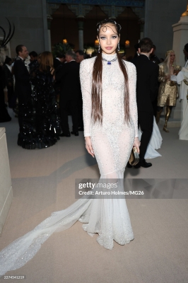 Click to view full size image
==============
Met_Gala_Celebrating_Costume_Art_-_Inside_2026_28129~0.jpg Met_Gala_Celebrating_Costume_Art_-_Inside_2026_28129~0.jpg