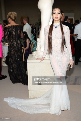 Click to view full size image
==============
Met_Gala_Celebrating_Costume_Art_-_Inside_2026_28429~0.jpg Met_Gala_Celebrating_Costume_Art_-_Inside_2026_28429~0.jpg
