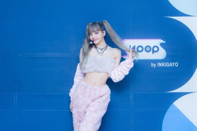 2021_Set_2_-_Inkigayo_28129.jpg